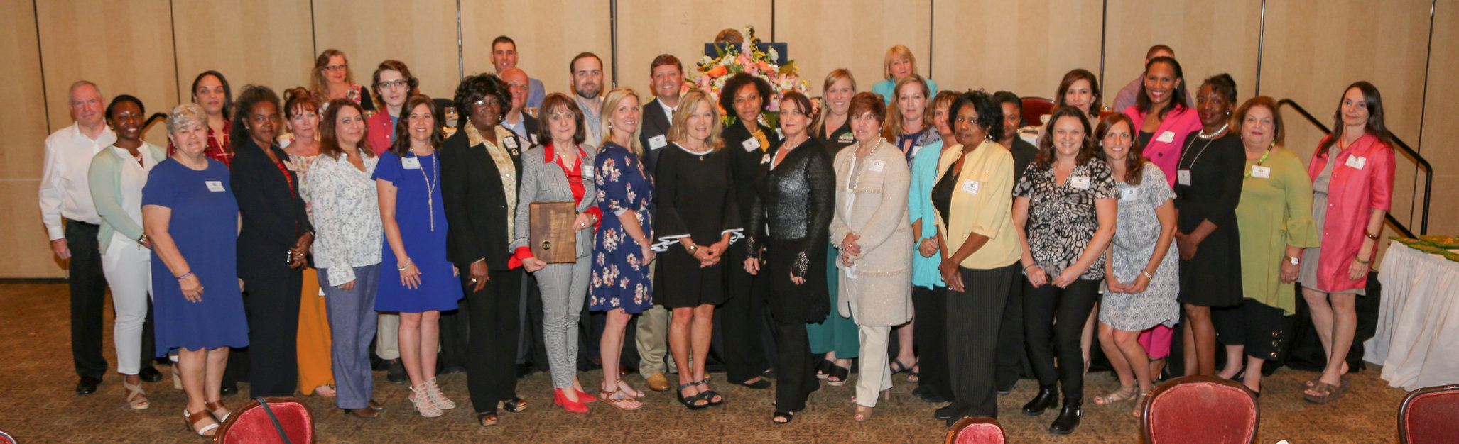 59339659_2376772522383850_977742621965287424_o